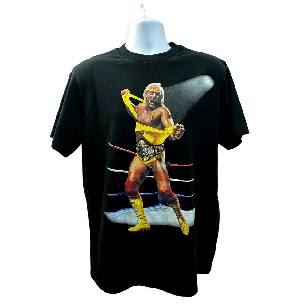 Shoe Palace x WWE Licensed Hulkamania Hulk Hogan black t-shirt sz M vtg wwf